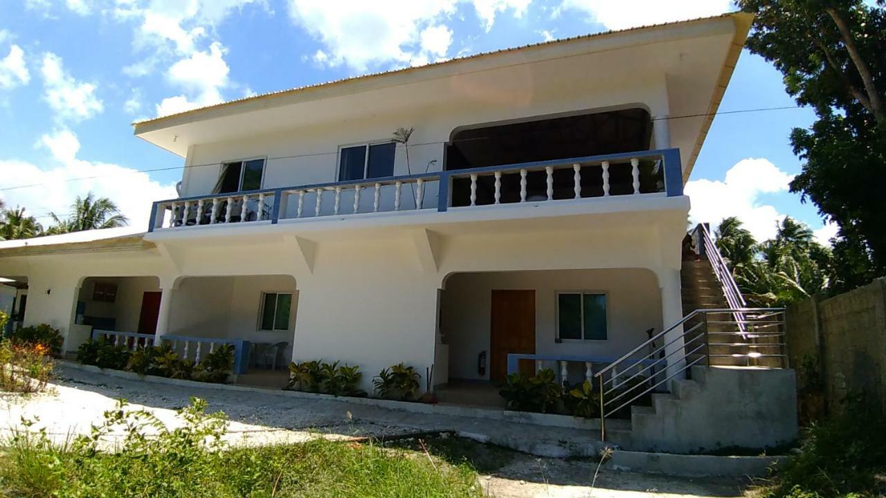 Mangoes Place Moalboal Exterior photo